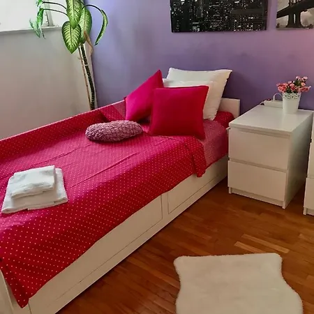 לינה וארוחת בוקר Quarto Aeroporto *