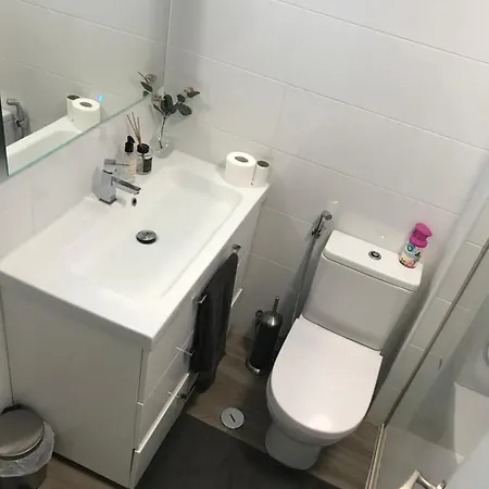 Quarto Aeroporto Alojamento de Acomodação e Pequeno-almoço Lisboa